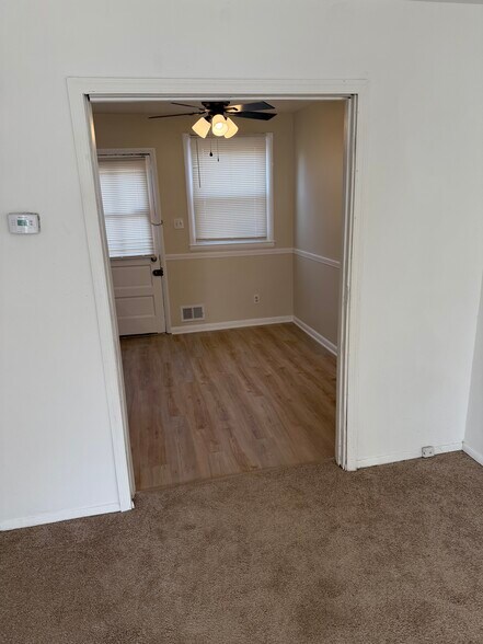 Dining Area - 828 Maury Ave