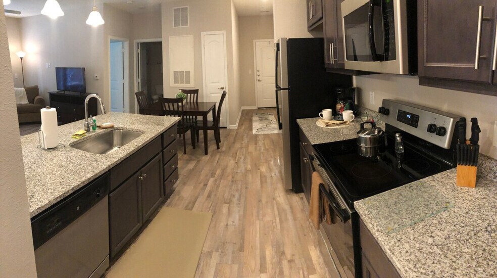 Building Photo - 8550 Nb Interstate 77 St