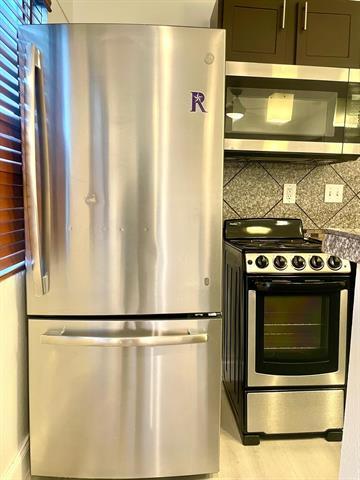 Building Photo - 307 E Mitchell St