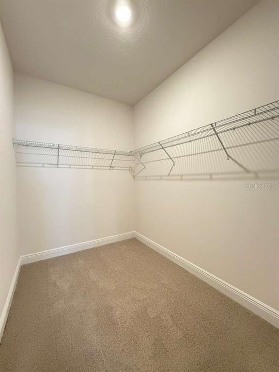 Building Photo - 2265 Hen Rd