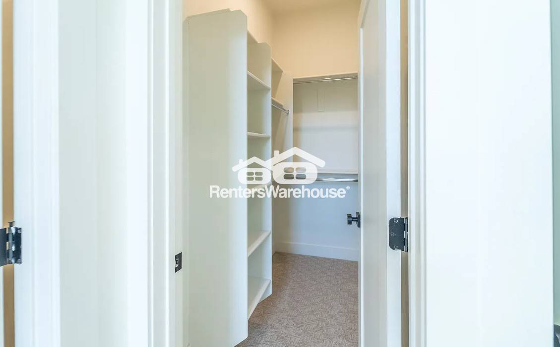Building Photo - 544 N 600 W