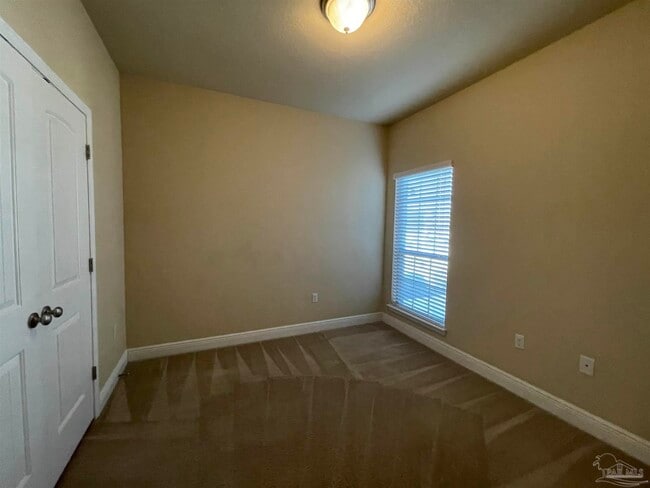 Building Photo - 9550 Laramie Dr