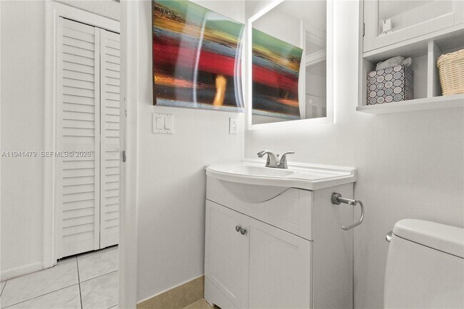 Building Photo - 1018 Durham A