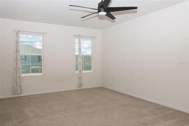 Building Photo - 3940 Silverstream Terrace
