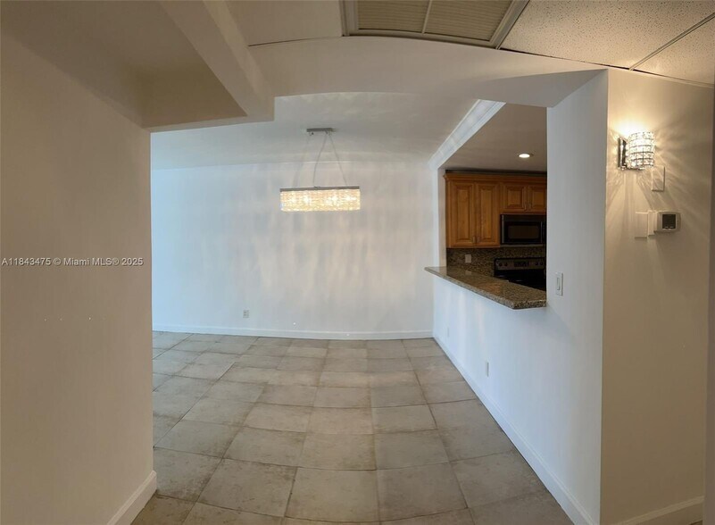 Building Photo - 19390 Collins Ave