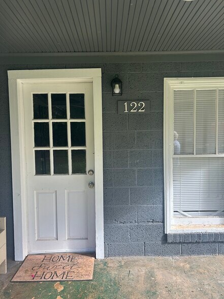 Front entrance porch - 122 Ross St