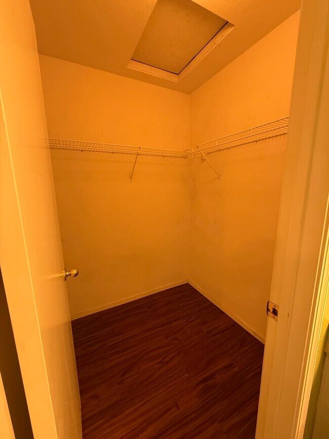 Building Photo - 248 Exie Ln