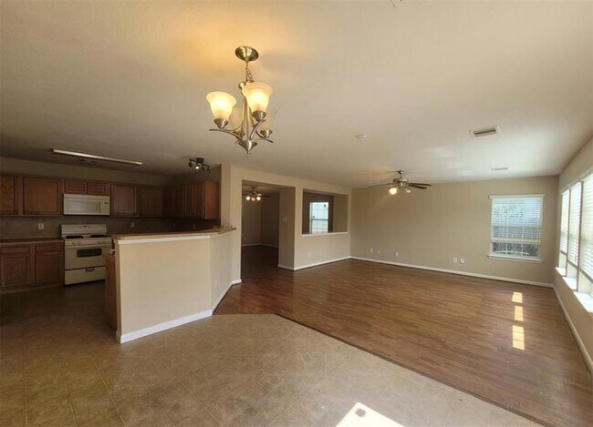 Building Photo - 7815 Tuhati Forest Ln