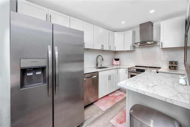 Building Photo - 607 Haven Pl