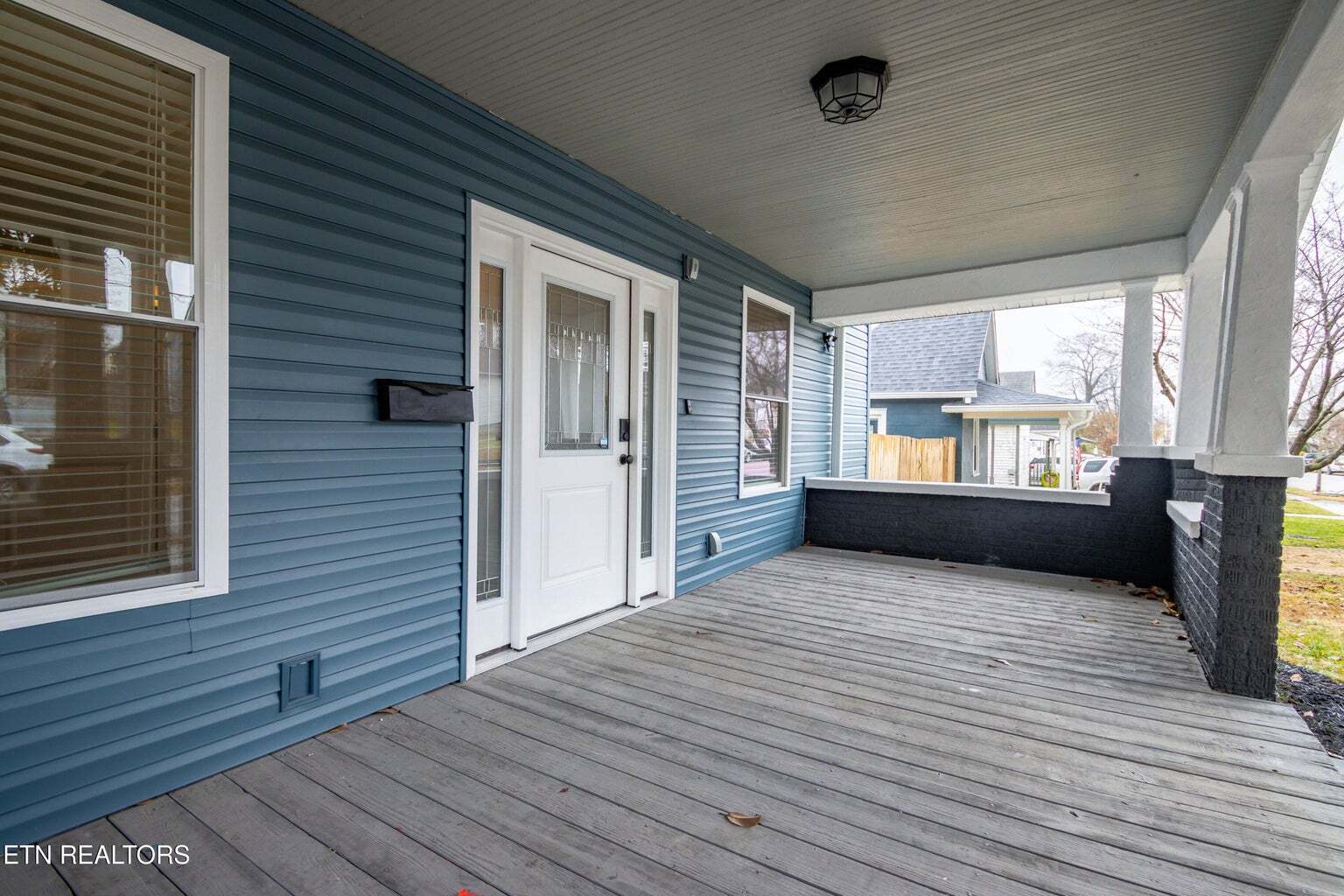 Building Photo - 224 E Quincy Ave