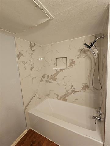 Building Photo - 701 Towne House Ln