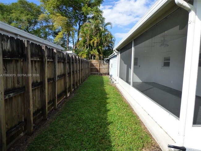 Building Photo - 2148 NE 182nd St