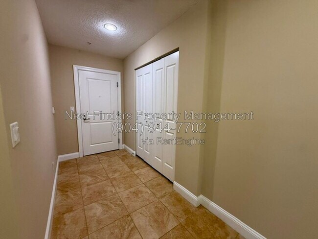 Building Photo - 1431 Riverplace Blvd