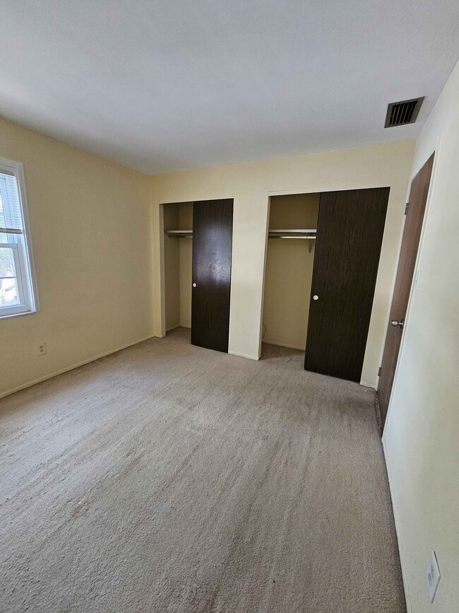 Building Photo - 8490-8413 13th St N