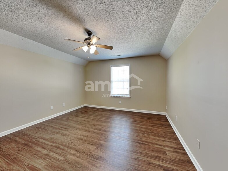 Building Photo - 101 Cobb Hall Ct