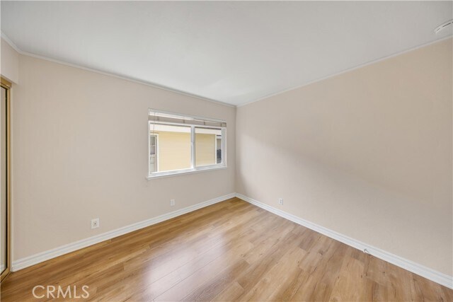 Building Photo - 11 Recodo