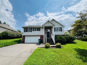Building Photo - 228 Mountain Breeze Dr