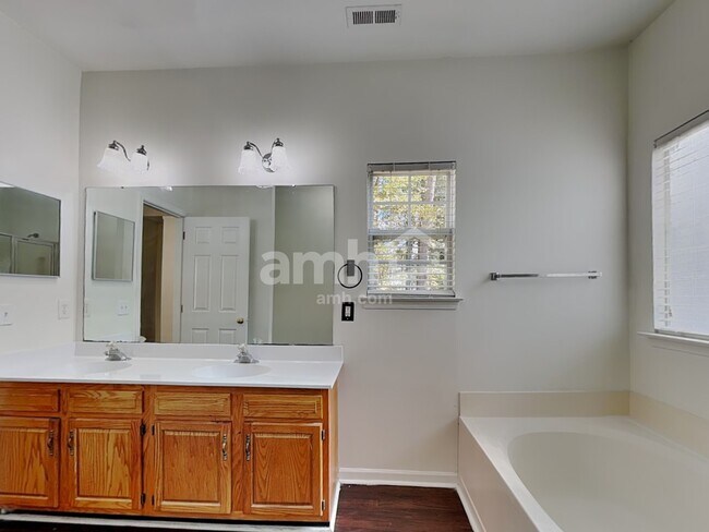 Building Photo - 10239 Stoneykirk Ln