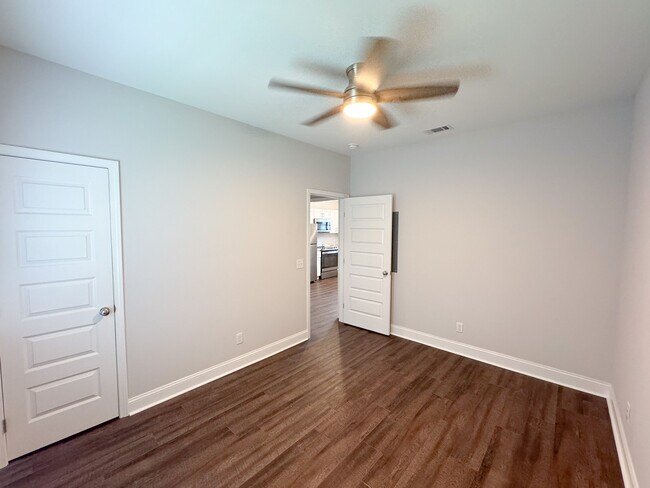 Building Photo - 130 Briarwood Rd