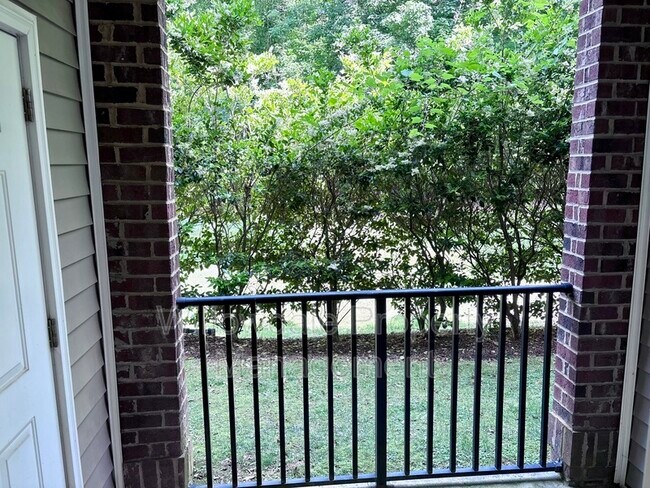 Building Photo - 2621 Oldgate Dr