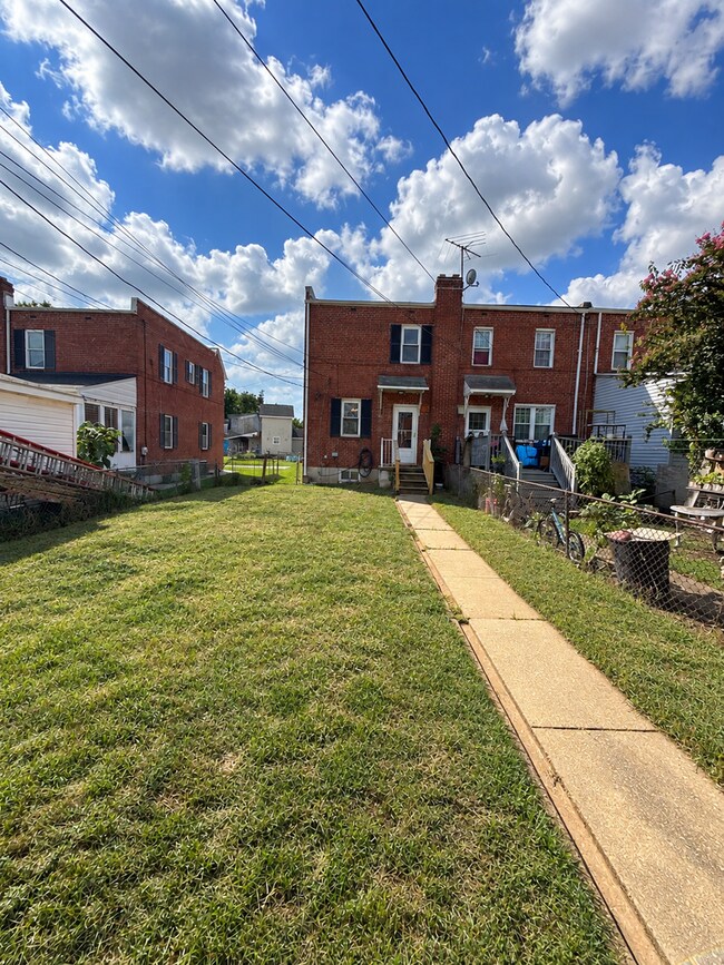 Building Photo - 1510 Dornton Ave