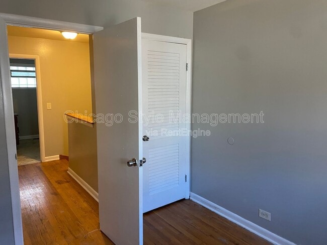 Building Photo - 9040 S Dauphin Ave