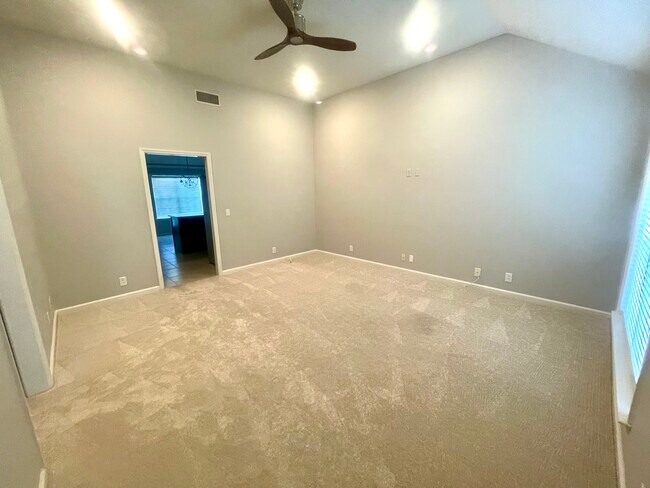 Living room - 1946 Black Fox Xing