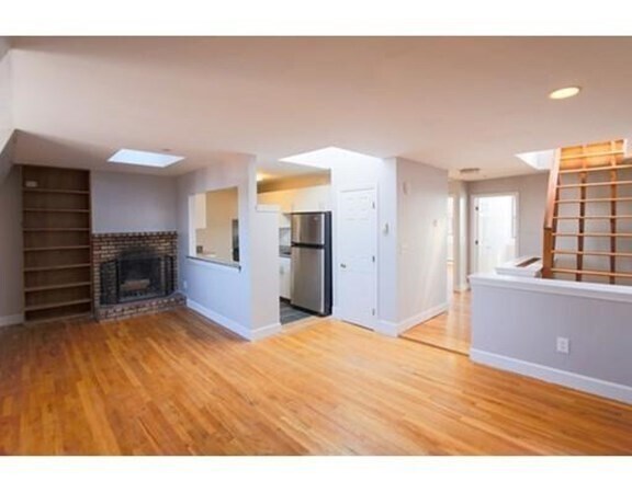 Building Photo - 471 Massachusetts Ave