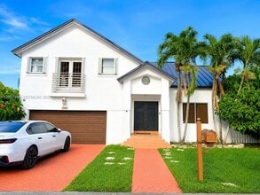 Building Photo - 1839 SW 138th Ave
