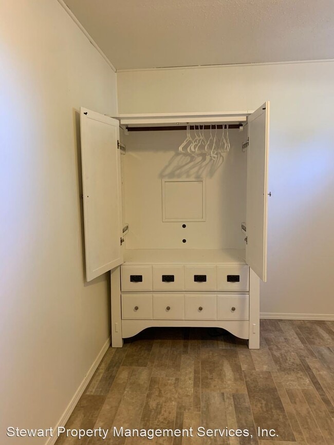 Building Photo - 1 br, 1 bath House - 14909 Clover Creek Road