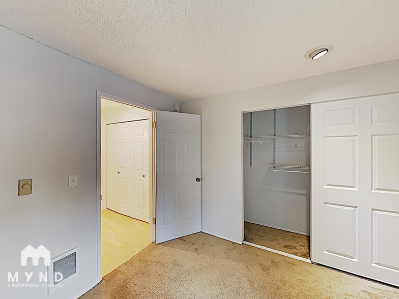 Building Photo - 15278 Sunwood Blvd