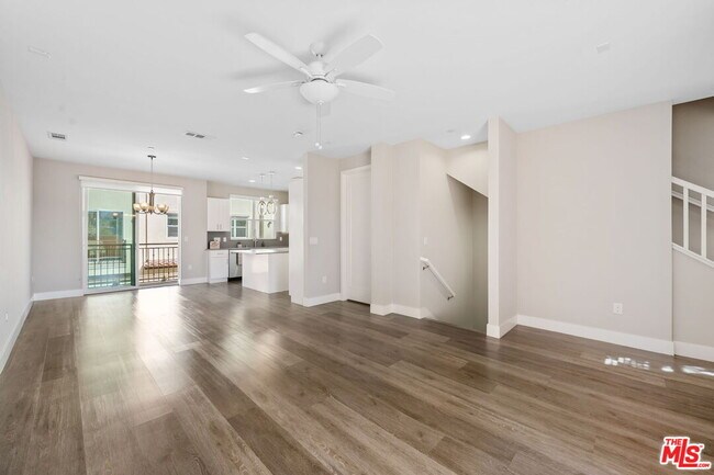 Building Photo - 4374 Paxton Pl