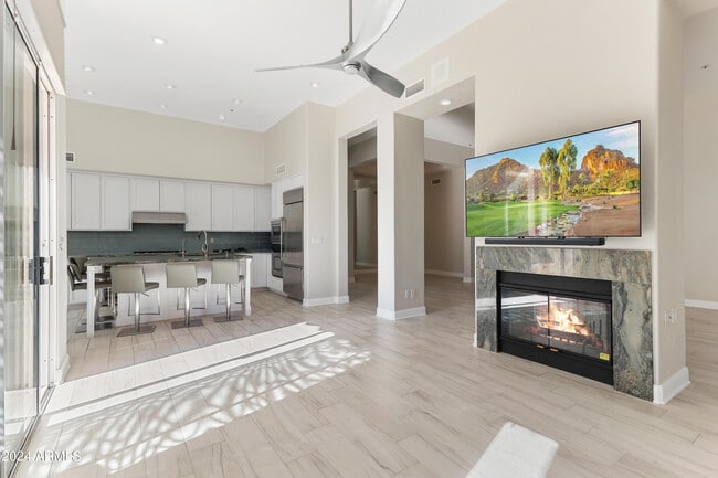 Building Photo - 11811 E Terra Dr