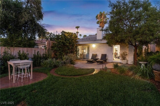 Building Photo - 3027 Bel Air Dr