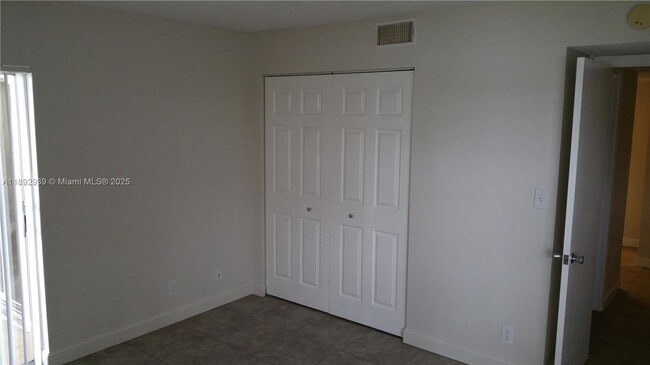 Building Photo - 7640 Westwood Dr