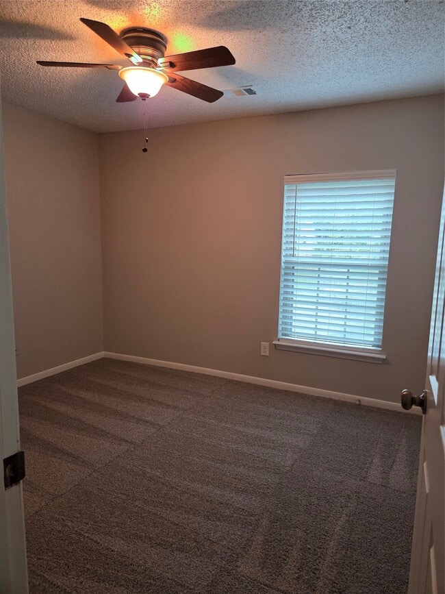 Building Photo - 8714 Warrenford Dr