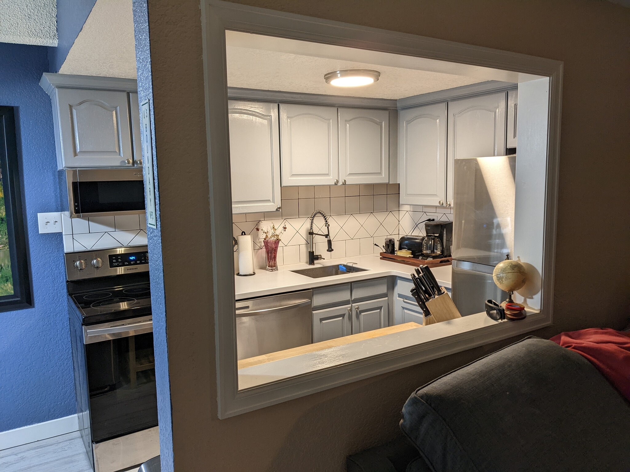 Building Photo - 655 N Pearl St