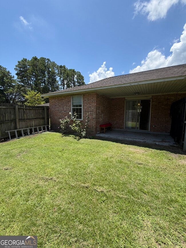 Building Photo - 411 Baltic Ct