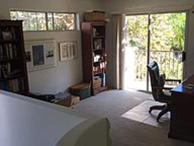 Building Photo - Beautiful 3 bd/2.5 bath Newbury Park Home