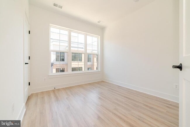 Building Photo - 7324 Blade Dr