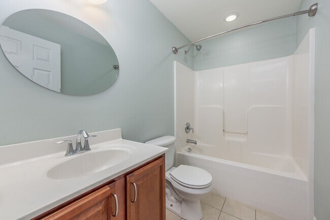 Building Photo - 623 Wyndhurst Dr