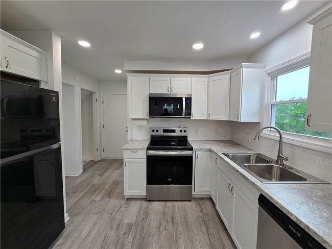 Building Photo - 51 Grangerford Heights