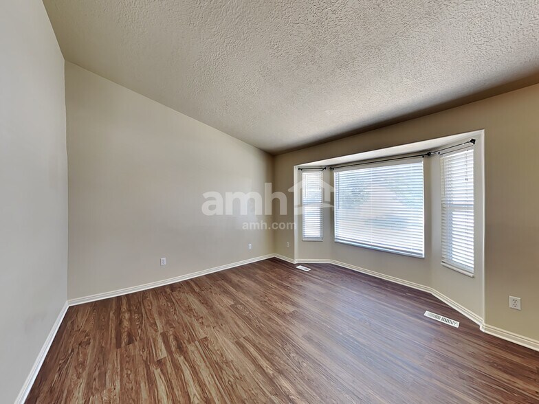 Building Photo - 182 S 1125 W