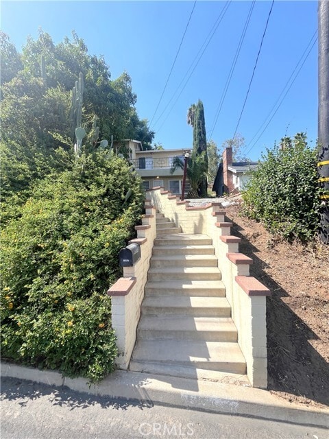 Building Photo - 11408 Loma Vista Dr