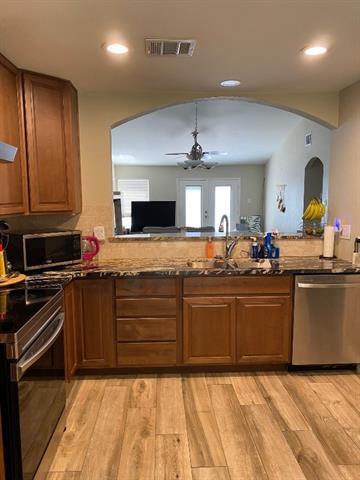 Building Photo - 1708 Woodhollow Dr