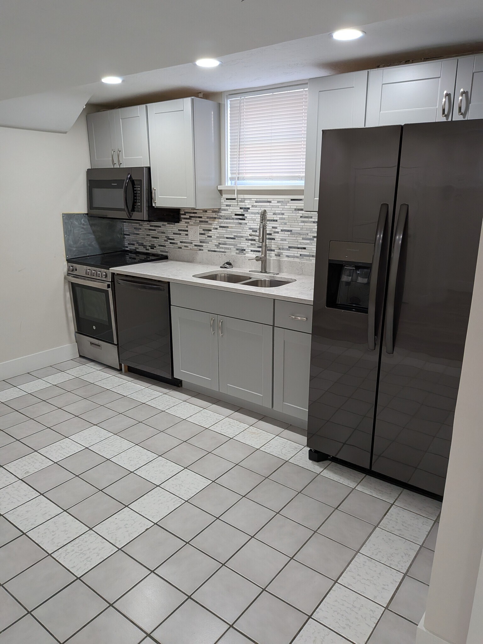 Building Photo - 780 29th St