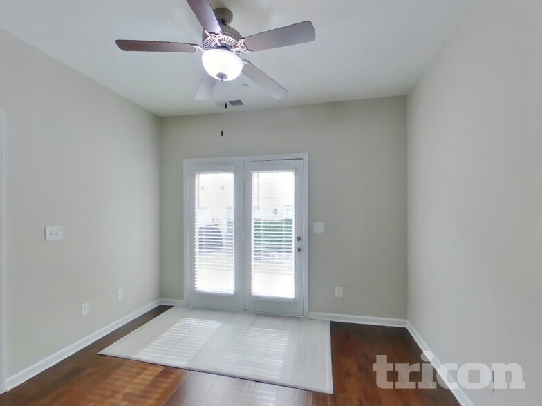 Building Photo - 311 Woodfern Ct