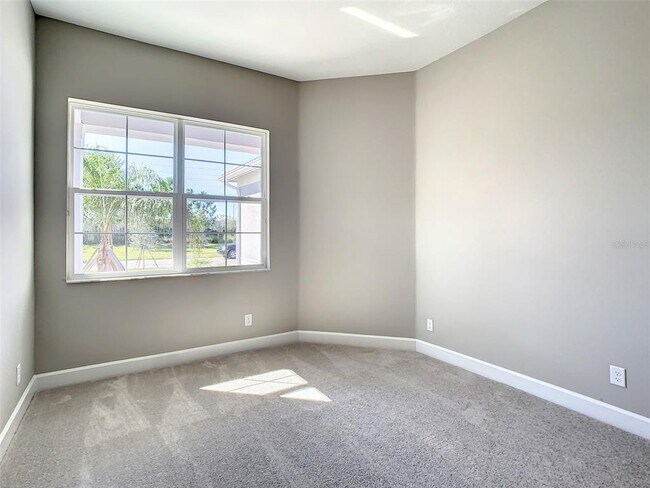 Building Photo - 4861 Sevilla Shores Dr