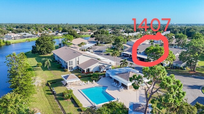 Building Photo - 1407 Pine Lake Dr