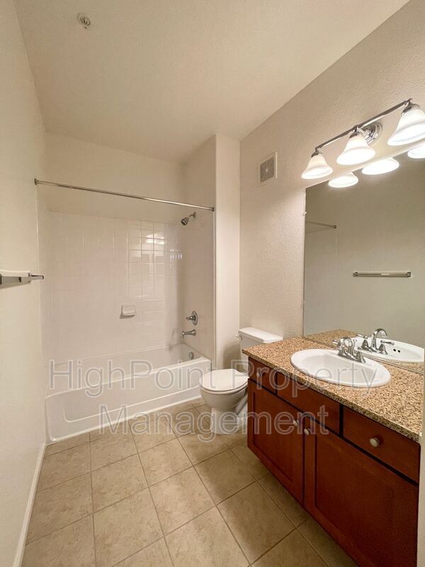 Building Photo - 3045 Blue Sky Cir